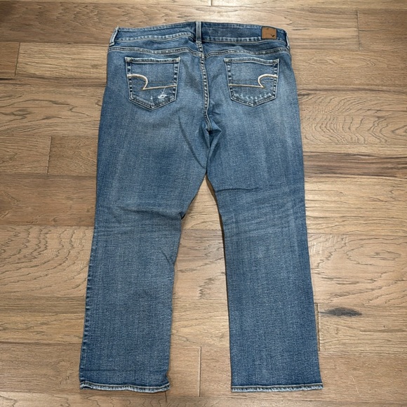 American Eagle Jeans Women Size 16 Artist Crop Faded Out Stretch Ripped Holes - Picture 5 of 7